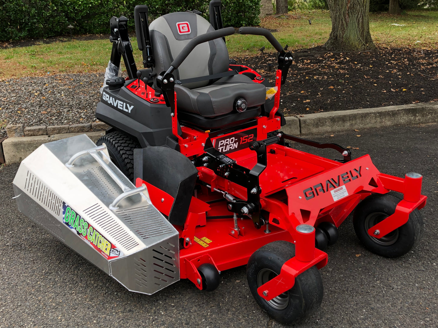 Gravely Pro turn 152 with Aluminum Grass catcher